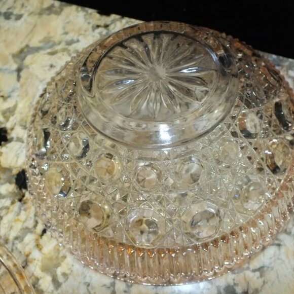 Vintage Indiana Glass Windsor Light Pink Glass Candy Dish with Lid - Picture 3 of 4